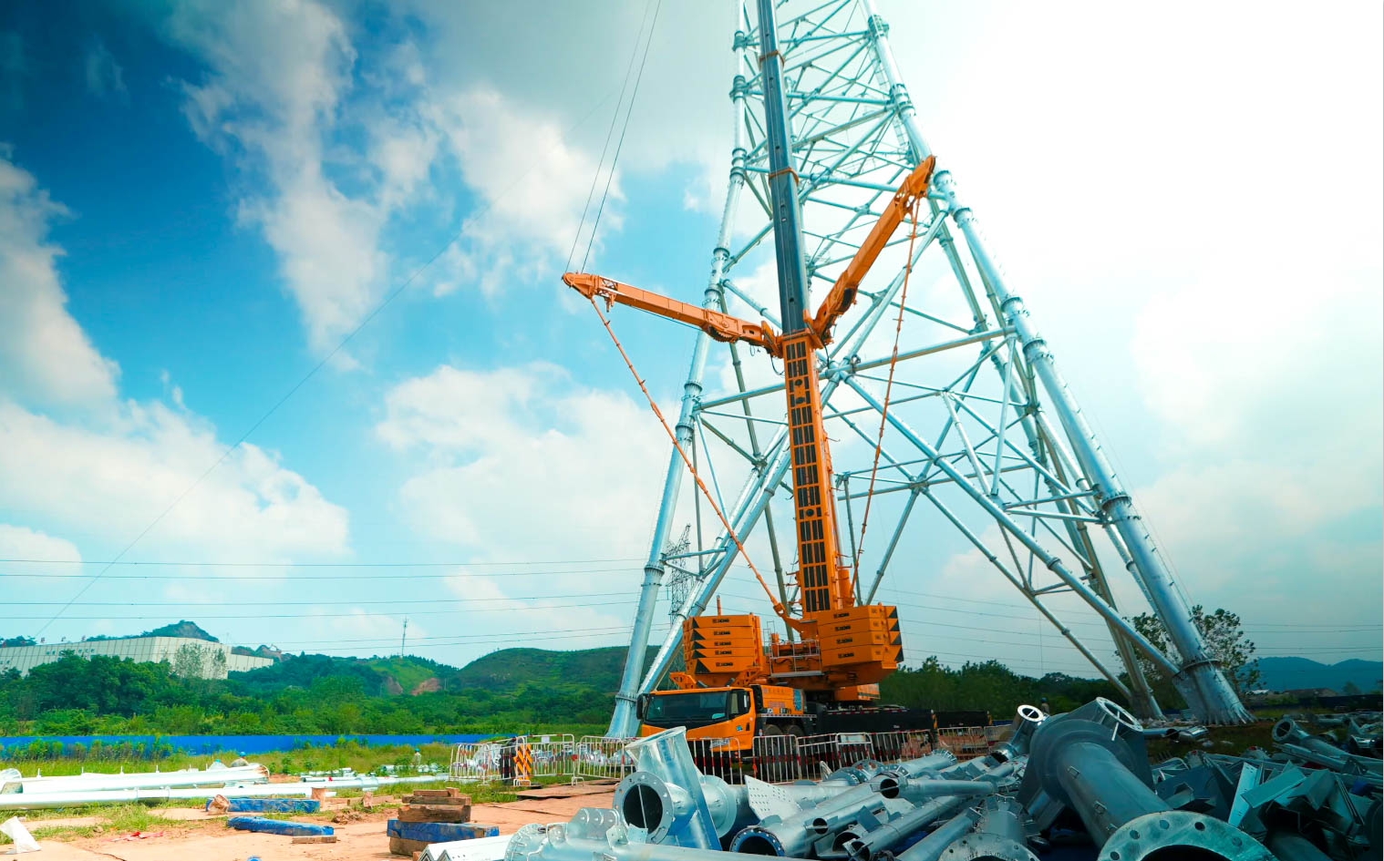 bti体育“百变金刚”XCA600L8助力湖北送变电工程项目