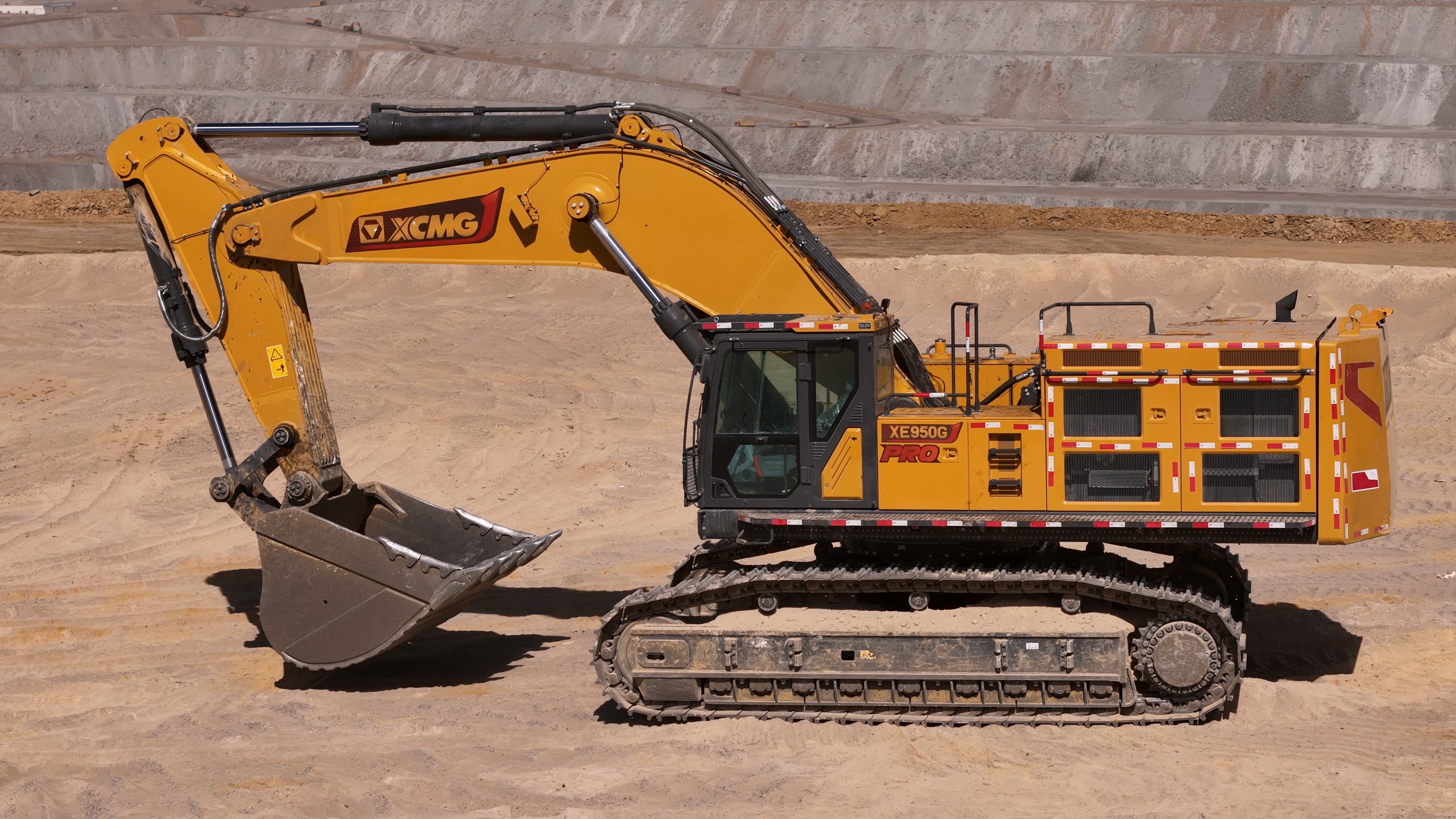 “油”我掌控， “省」剡为王！bti体育XE950G Pro矿用挖掘机瓢荼甬选