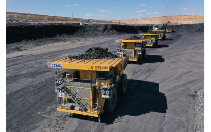 一人指挥10辆车！bti体育加快智能化、无人化推动