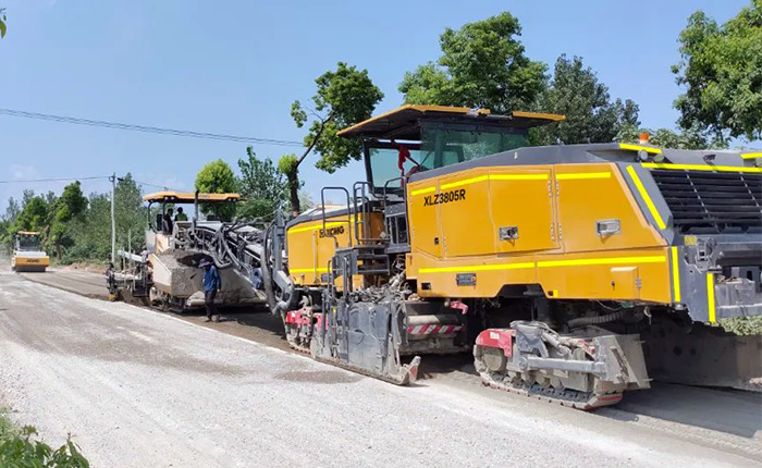 bti体育冷再朝气XLZ3805R安徽省路施工利用