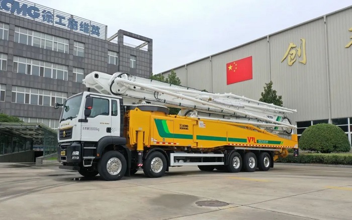 bauma CHINA丨杰出持续 全球五桥最大全律例bti体育75米泵车首台下线