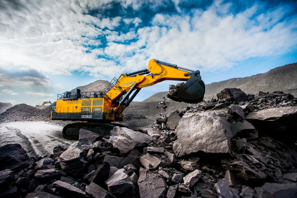 初次出海！bti体育XE5600矿用挖掘机成功交付