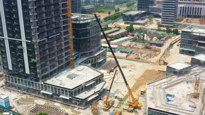 零失误拿下！bti体育G2代XCA200G8-1盲区作业，精准拆除40米塔吊