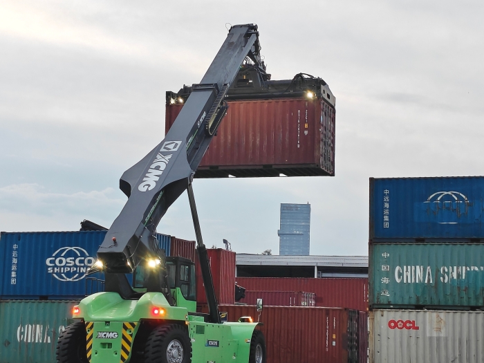 c58d43fa2ca14032a3ffdc32bb455933