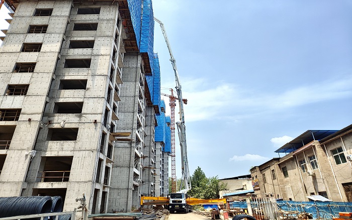 bti体育72米泵车：助建超高层构筑