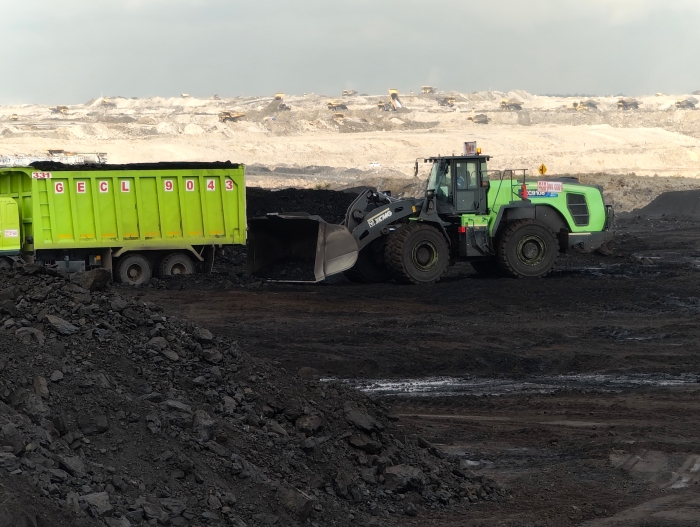 bti体育XC9108-EV纯电动装载机助力海岛露天煤矿高效绿色运营