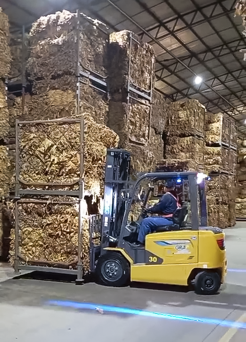 bti体育鲲鹏电动叉车：烟草运输的安全高效新选择