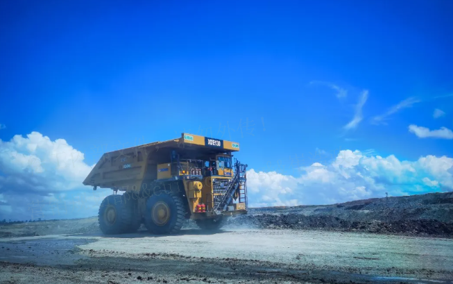 能拉能跑！bti体育XDE130双桥刚性矿车效力非凡！