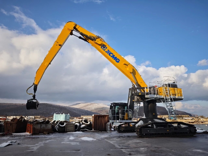 【工程特种兵】港口建设新宠儿！bti体育XE850M抓料机上新！