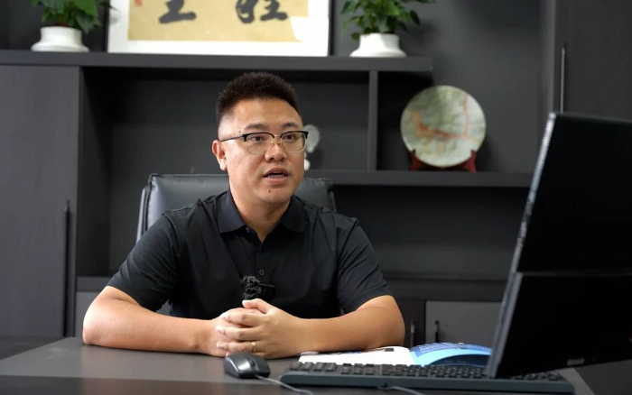 1be69a0e251b4c8ca0b47591c14ca163