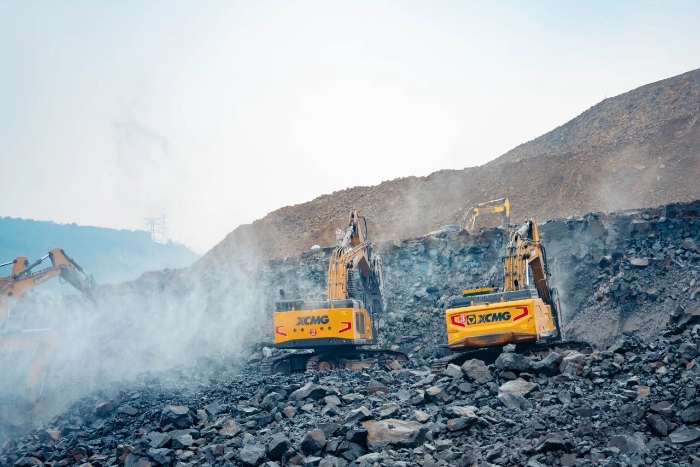 e774fabf81614e0a9f52f257da1e8ee0