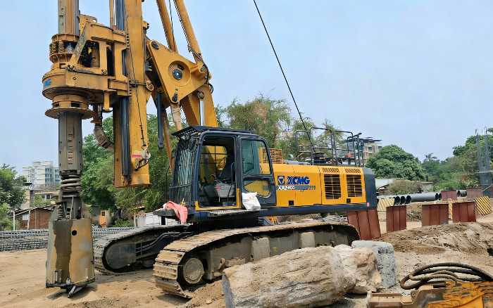 d08f1355af844774aa4ff7f9f7f7d48a