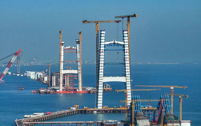 超等工程，bti体育“双塔”助力封顶！