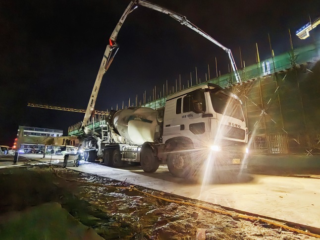 深夜600方，bti体育成套化混凝土设备打出“协同战”